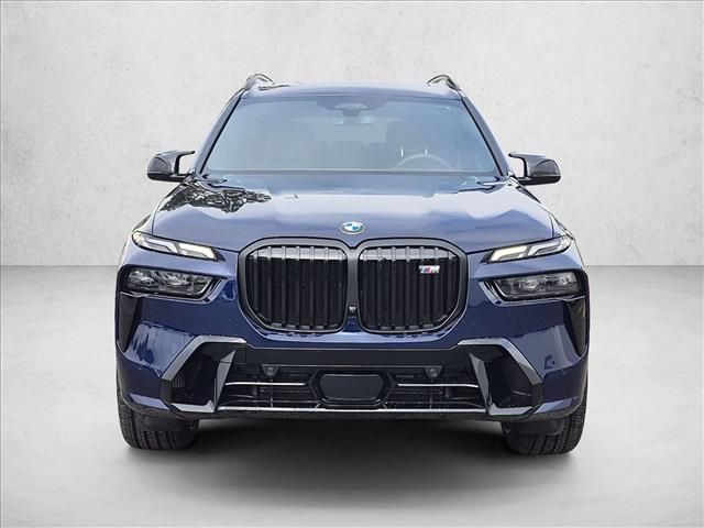 2027 BMW X7 M60i