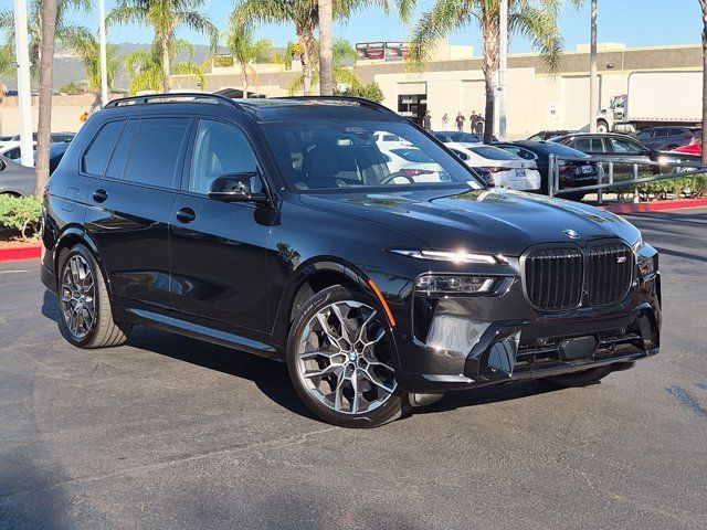 2027 BMW X7 M60i