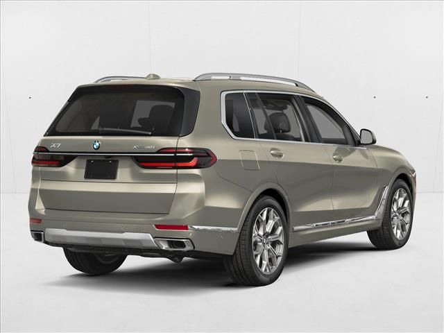 2027 BMW X7 M60i