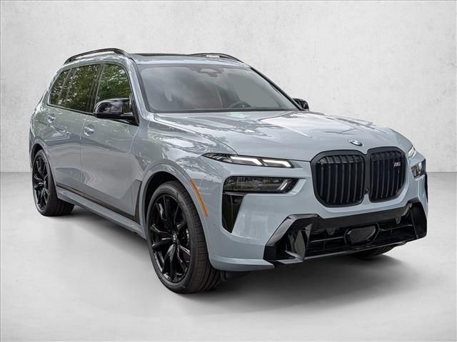 2027 BMW X7 M60i