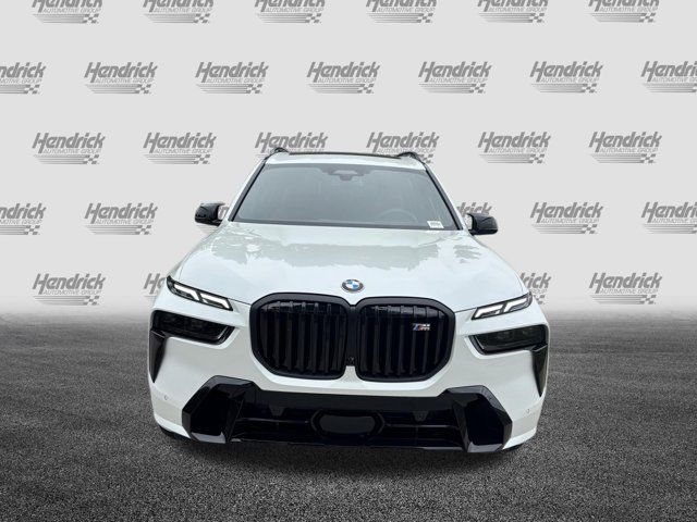2027 BMW X7 M60i