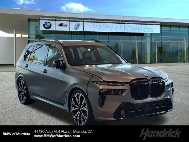 2027 BMW X7 M60i