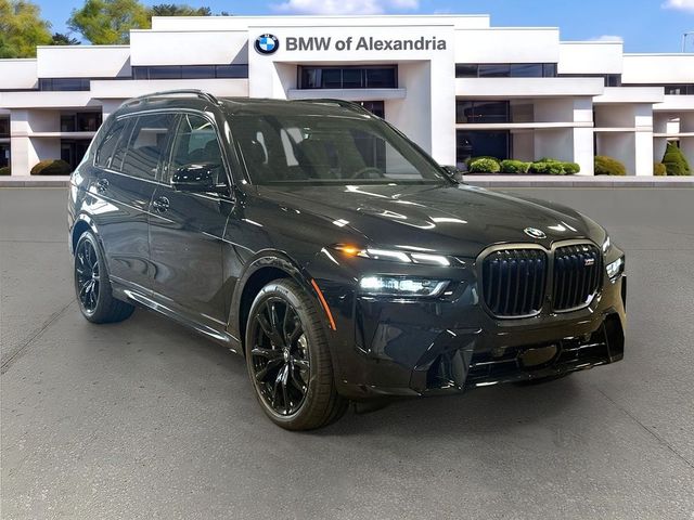 2027 BMW X7 M60i