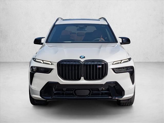 2027 BMW X7 M60i