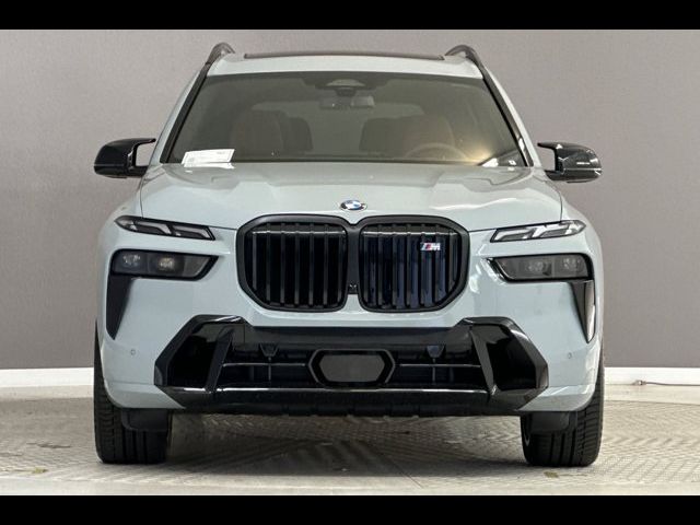 2027 BMW X7 M60i
