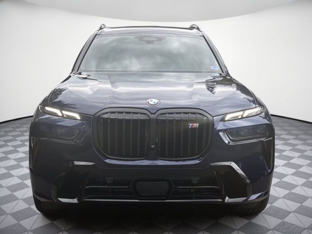 2027 BMW X7 M60i