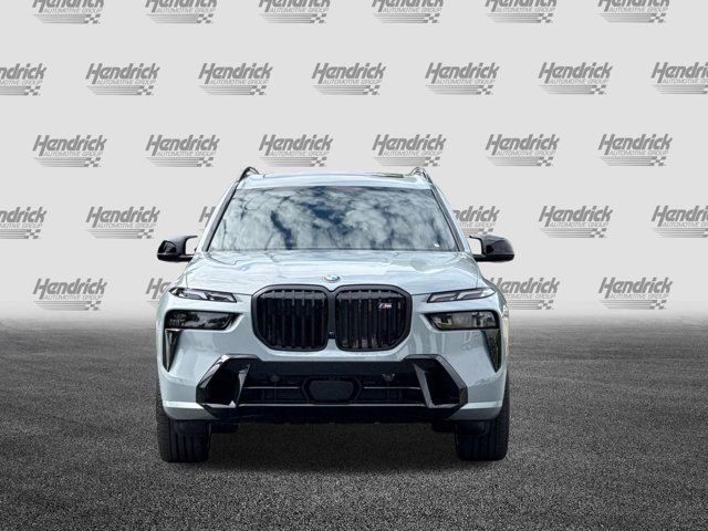 2027 BMW X7 M60i