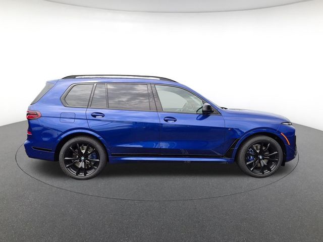 2027 BMW X7 M60i