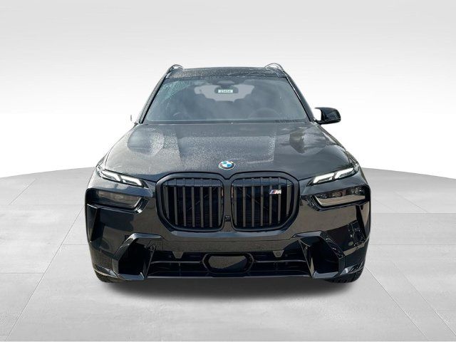 2027 BMW X7 M60i