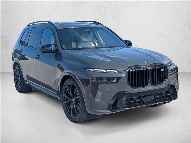 2027 BMW X7 M60i