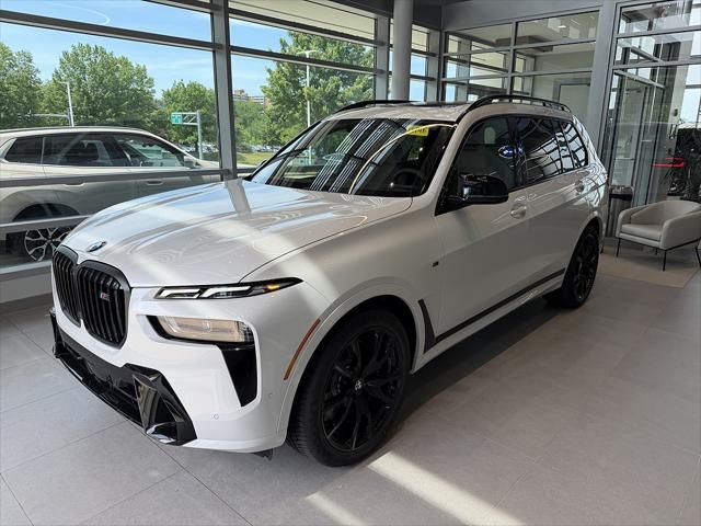 2027 BMW X7 M60i