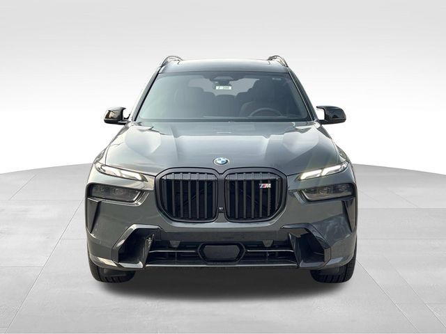 2027 BMW X7 M60i