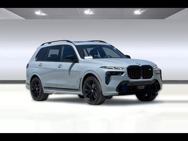 2027 BMW X7 M60i