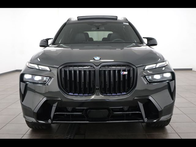 2027 BMW X7 M60i