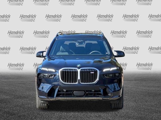 2027 BMW X7 M60i