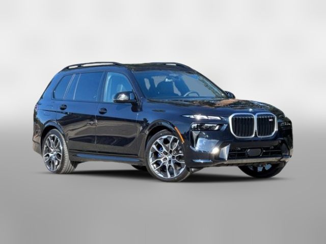 2027 BMW X7 M60i