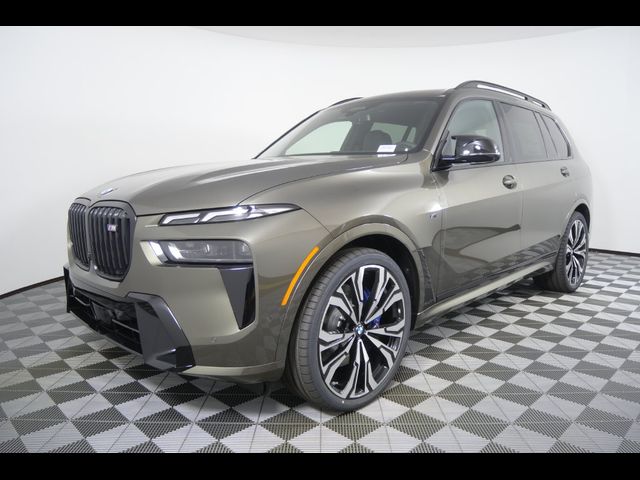2027 BMW X7 M60i