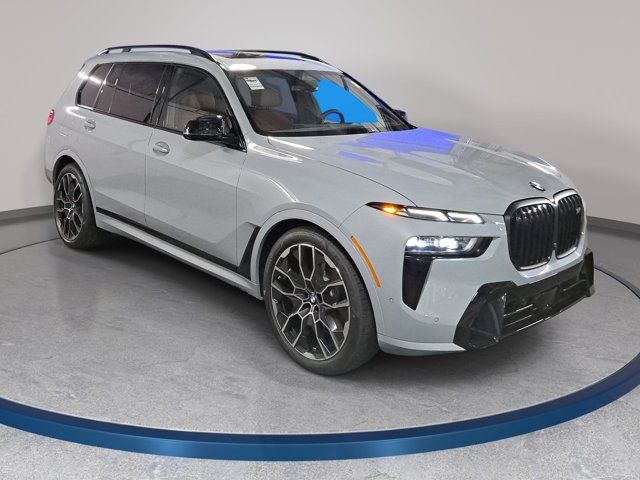 2027 BMW X7 M60i