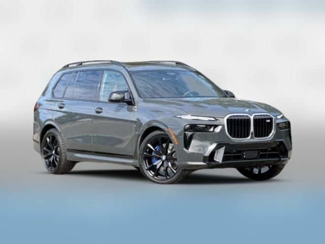 2027 BMW X7 M60i