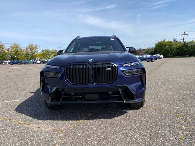 2027 BMW X7 M60i