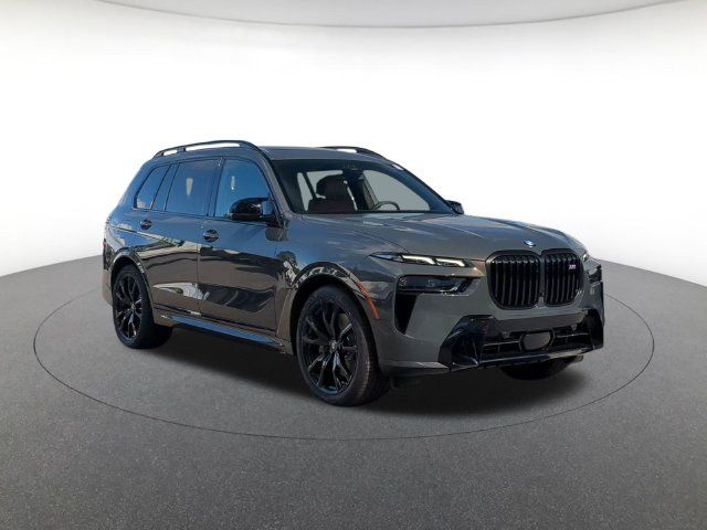 2027 BMW X7 M60i