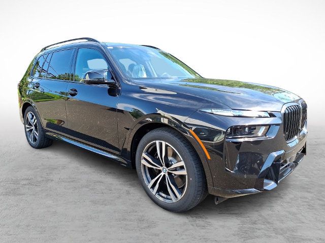 2027 BMW X7 M60i