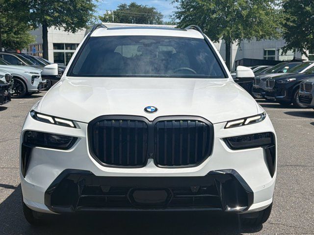 2027 BMW X7 xDrive40i
