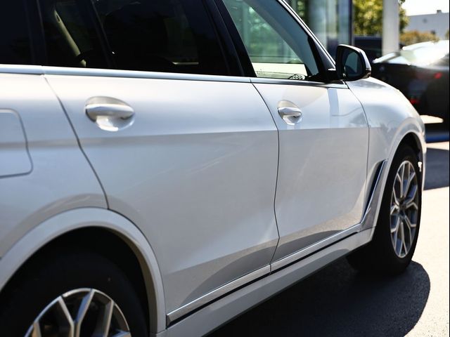 2027 BMW X7 xDrive40i