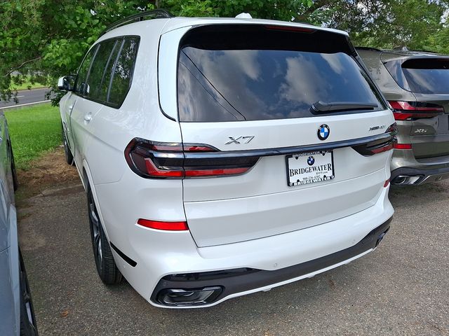 2027 BMW X7 xDrive40i