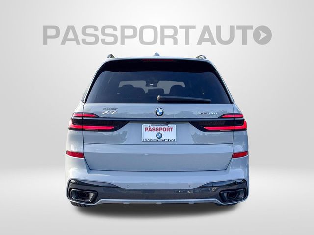 2027 BMW X7 xDrive40i