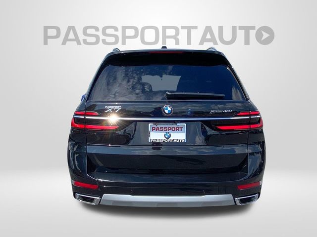 2027 BMW X7 xDrive40i