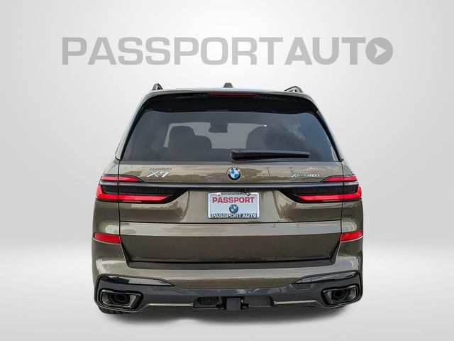 2027 BMW X7 xDrive40i
