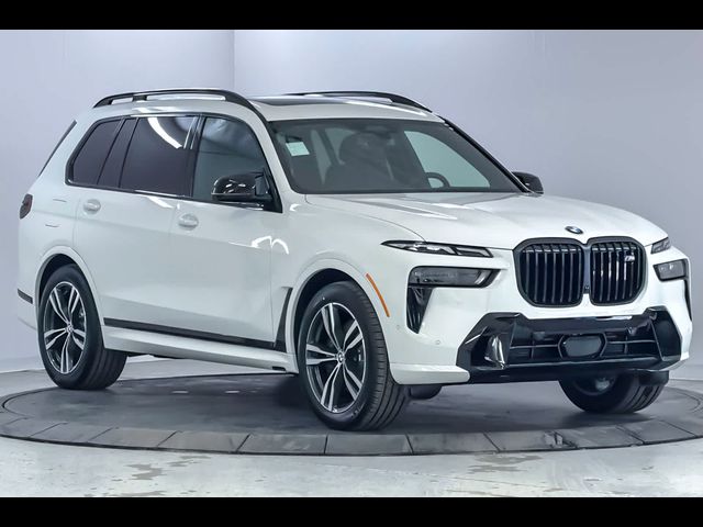 2027 BMW X7 M60i