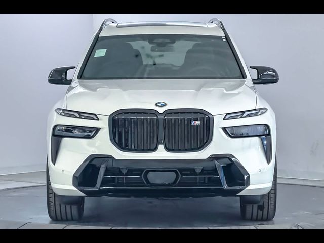 2027 BMW X7 M60i