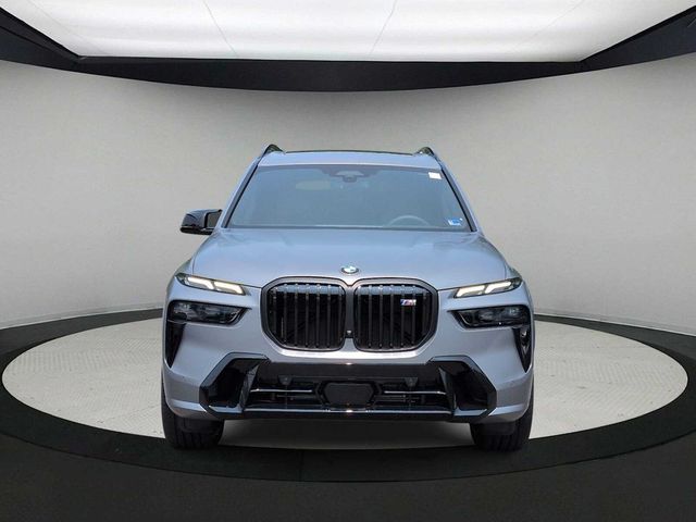 2027 BMW X7 M60i