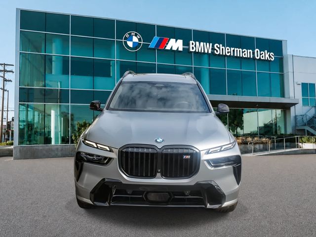 2027 BMW X7 M60i
