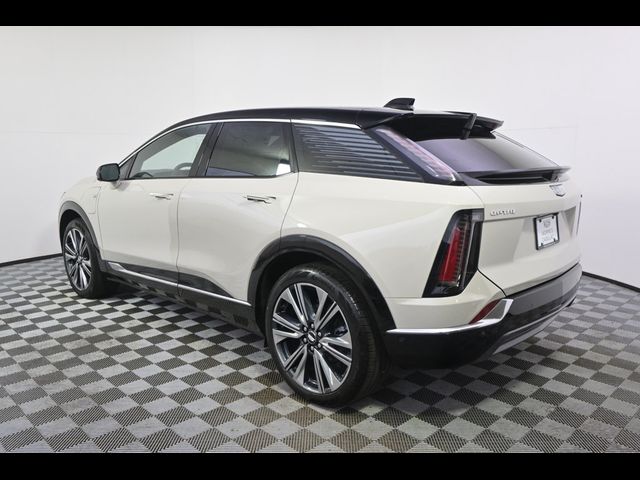 2027 Cadillac OPTIQ Premium Luxury