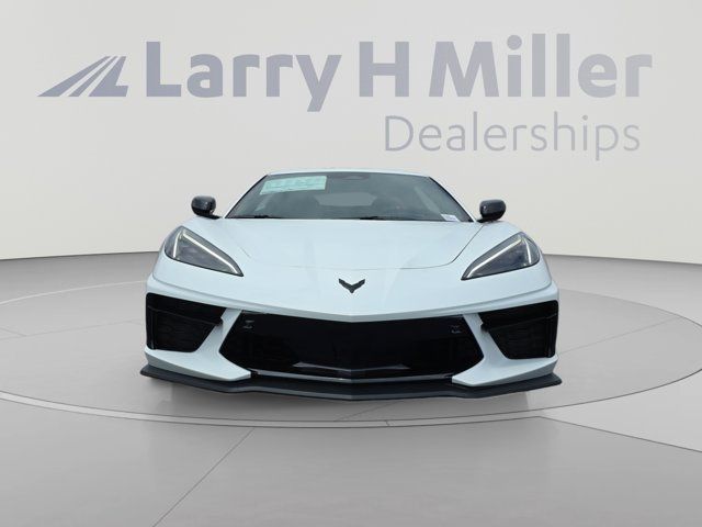 2027 Chevrolet Corvette 2LT