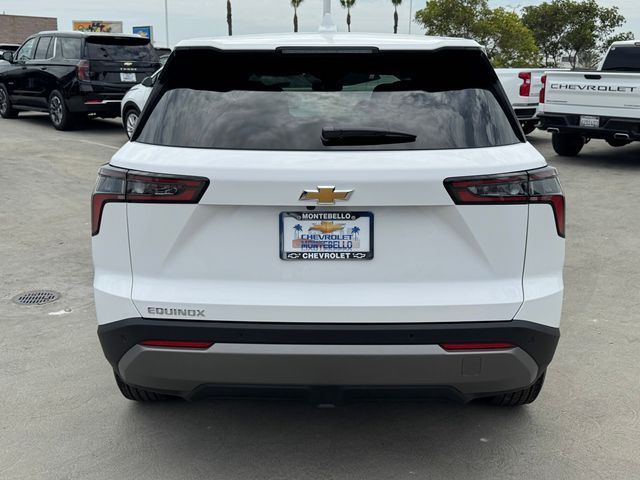 2027 Chevrolet Equinox FWD LT
