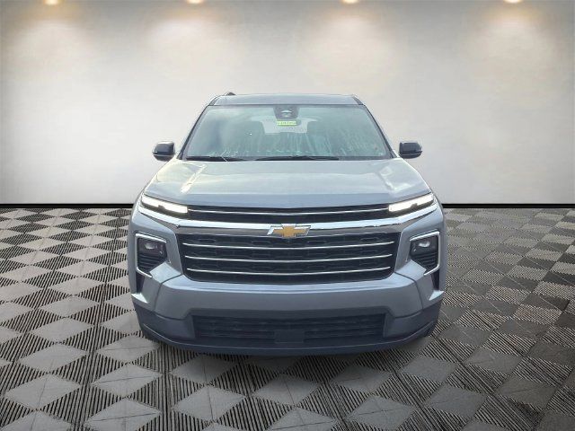 2027 Chevrolet Traverse FWD LT