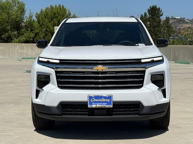 2027 Chevrolet Traverse FWD LT