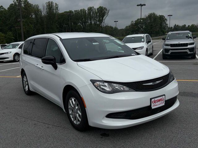 2027 Chrysler Pacifica LX