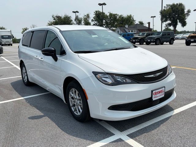 2027 Chrysler Pacifica LX