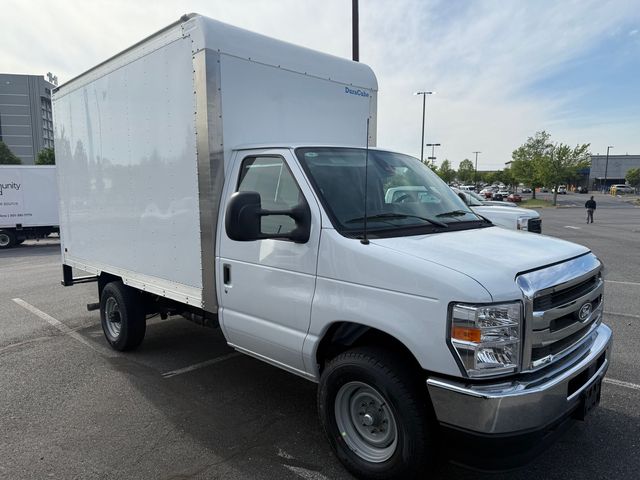 2027 Ford E-Series Base
