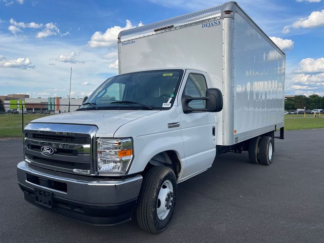 2027 Ford E-Series Base