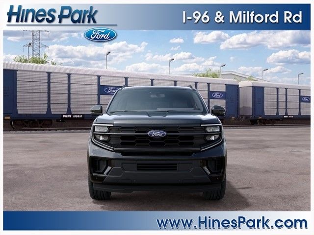 2027 Ford Expedition Active