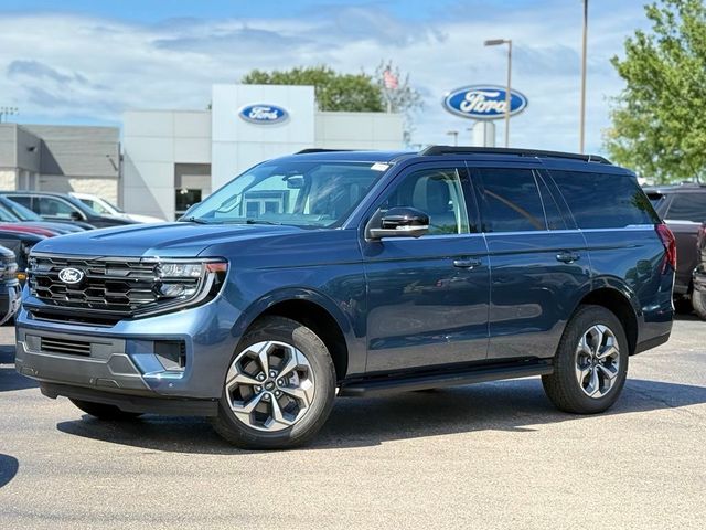 2027 Ford Expedition Active