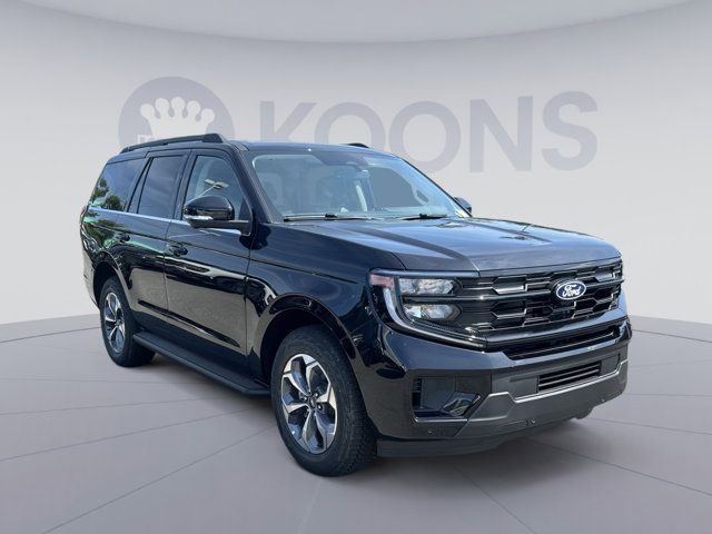2027 Ford Expedition Active