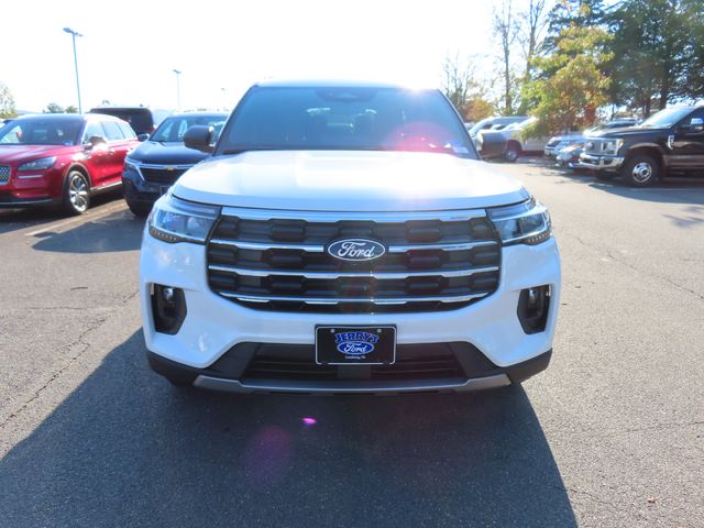 2027 Ford Explorer Active w/200A Pkg