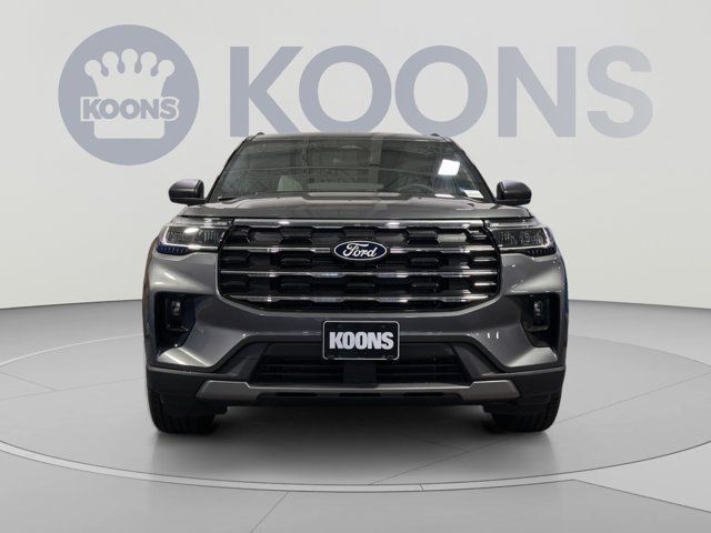 2027 Ford Explorer Active w/200A Pkg